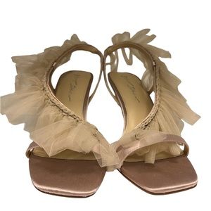 Betsey Johnson heels with fabric - Girly -Date Night -Beautiful heel shoe